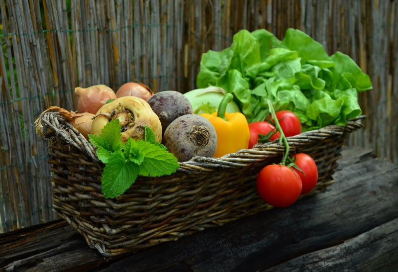 traiteur-CHATEAUNEUF GRASSE-min_plant-fruit-food-salad-harvest-produce-879579-pxhere.com - Copie